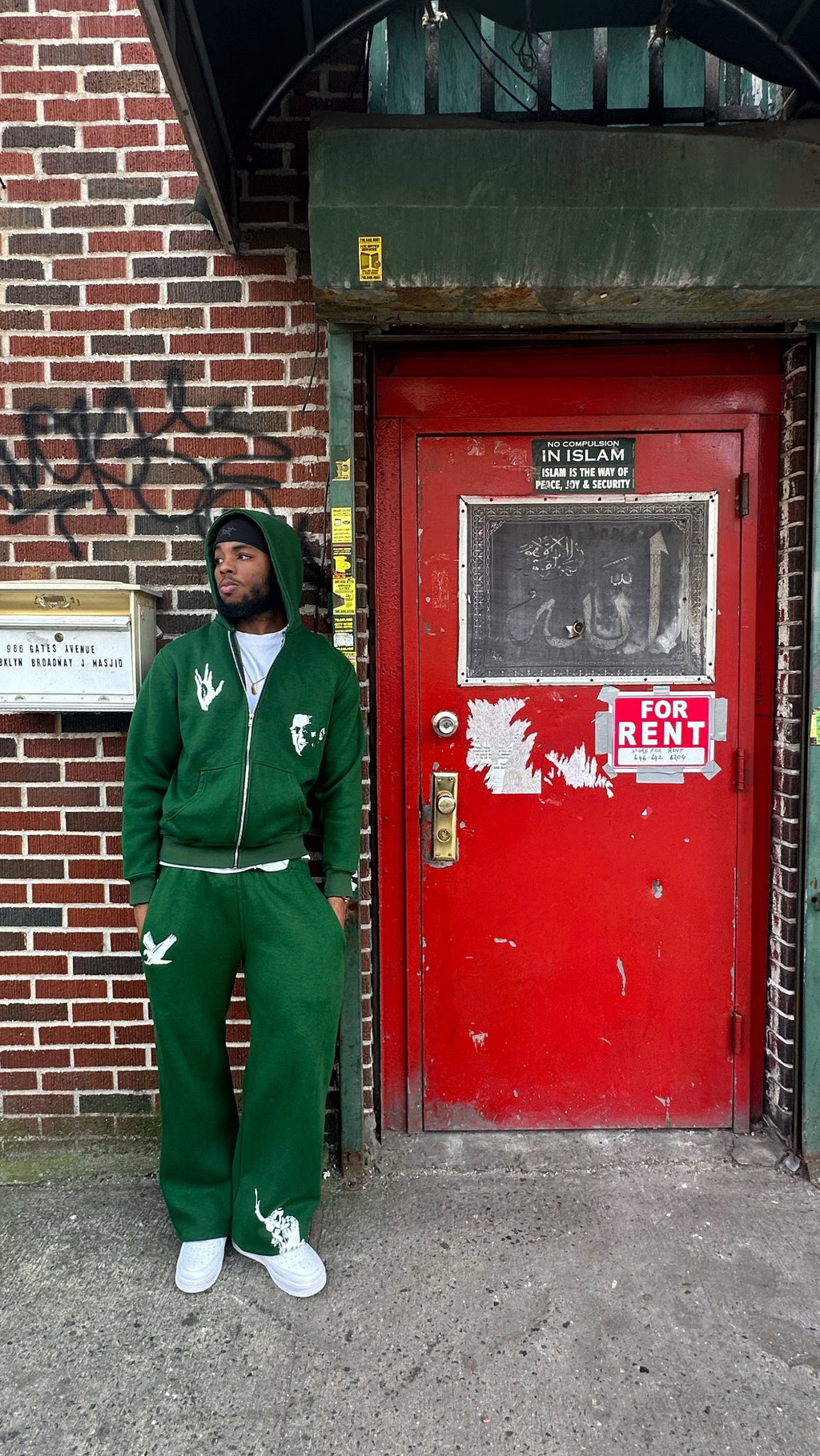 GREEN- Vill Sweatpants